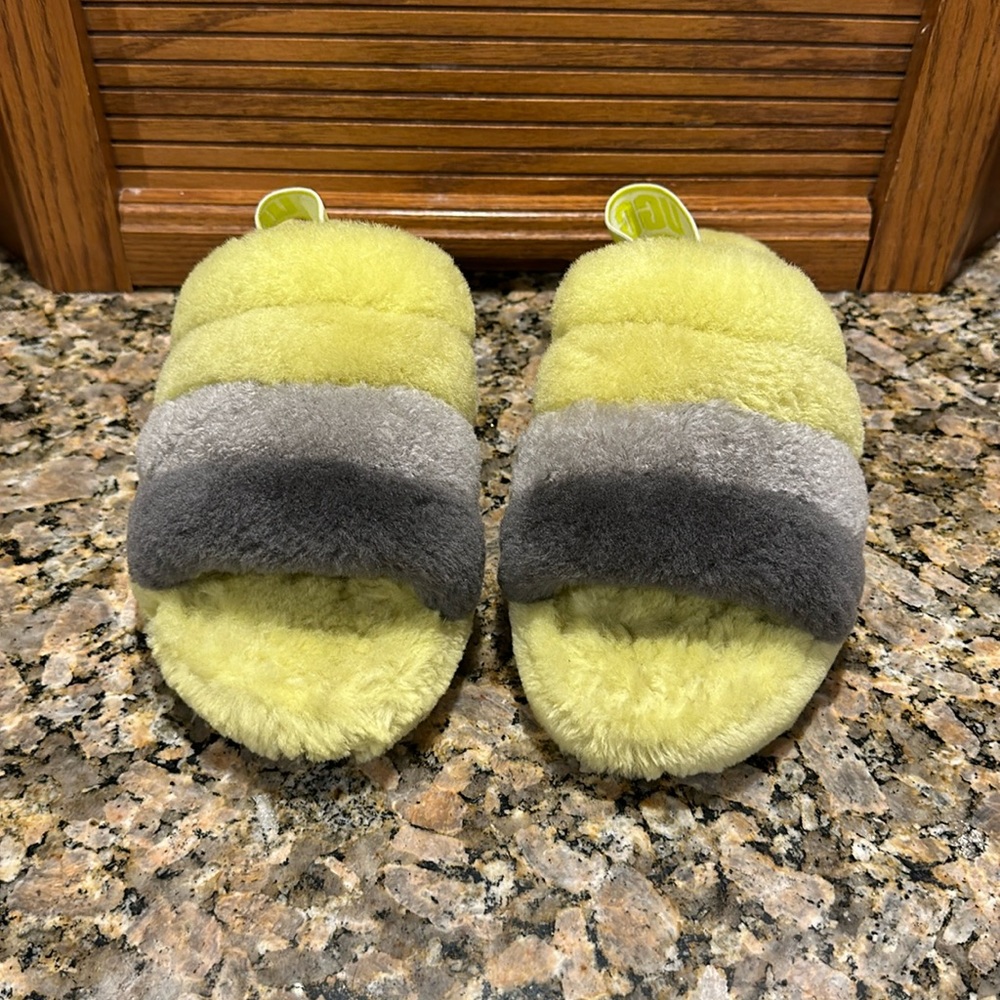 UGG Fluff Yeah Slide